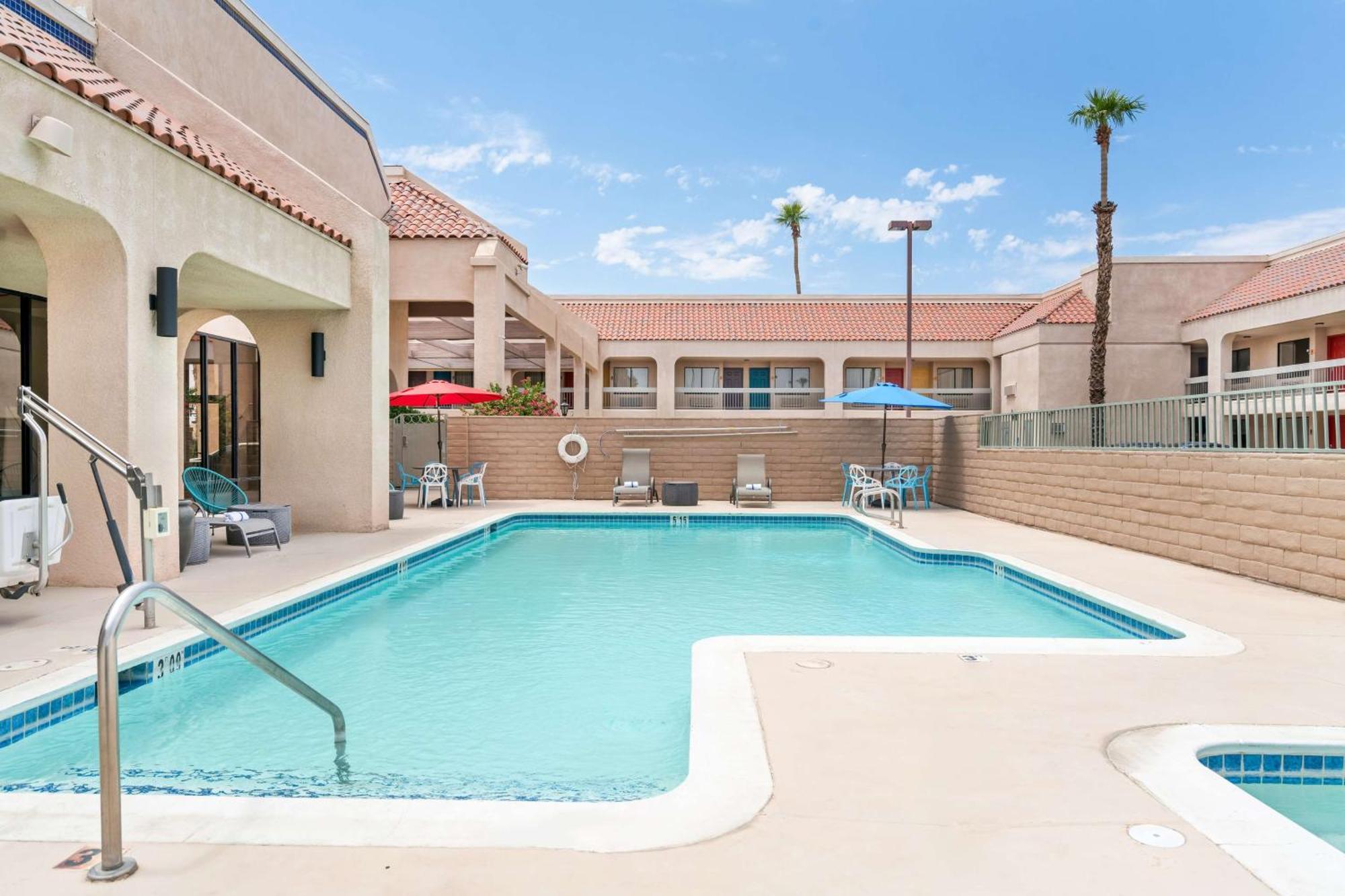 Signature Inn Indio I-10 Екстер'єр фото