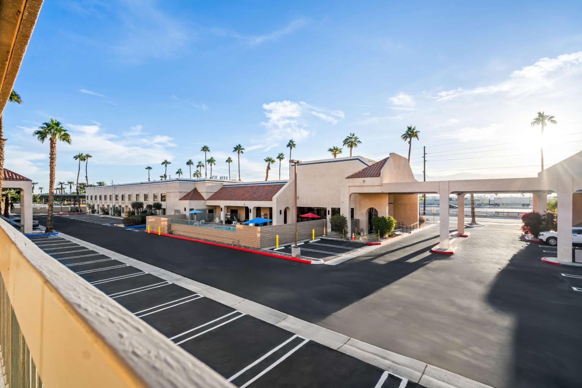 Signature Inn Indio I-10 Екстер'єр фото